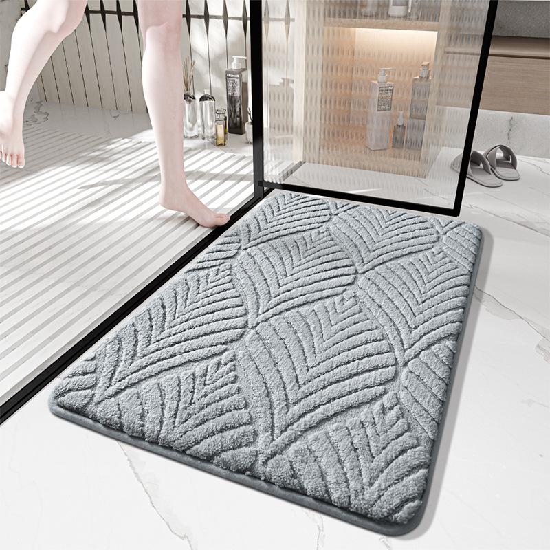 Bathroom Mat with Non-Slip PVC Backing, Absorbent Jacquard Plush Bath Rug, Machine Washable, 4 Size Options