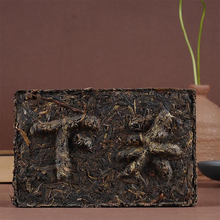 2021 XiaGuan Baoyan Tibetský Plamen Syrový Puer Čajový Cihla 250g