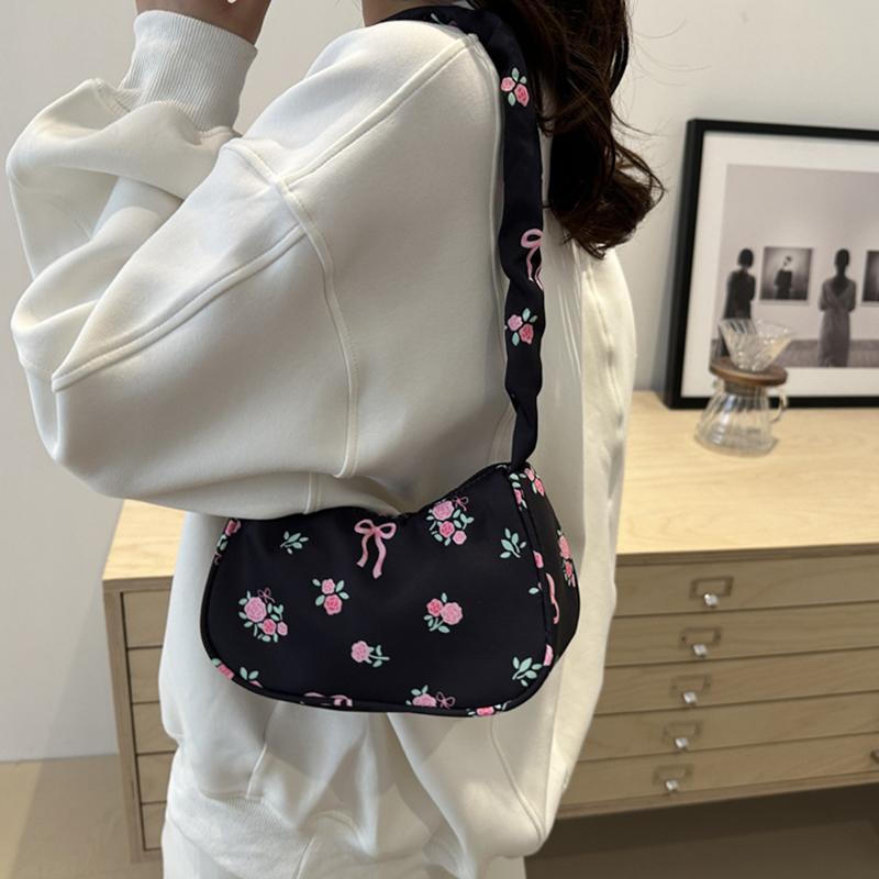 Fashionable And Casual  Hand Held Shoulder Bag Casual Small Square Bag