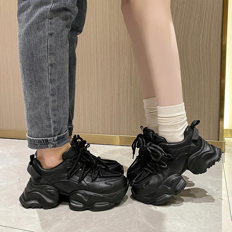 Fashion 2024 Designer Platform White Sneakers Men Thick-soled Shoes Unisex Casual Sneakers Lightweight Trend Men Height increasing Shoes