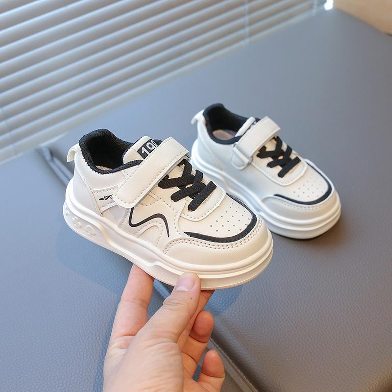 Children's sports shoes spring and autumn new boys' casual board shoes girls' soft-soled toddler shoes baby white shoes