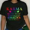 Karma Letter Print T-Shirt Kurzarm Rundhals Lässiges Oberteil für Sommer & Frühling Damenbekleidung