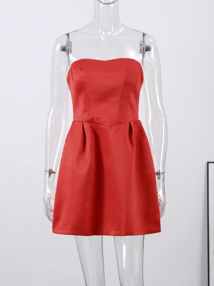Damen trägerloses Kleid Herzförmiger Reißverschluss Einfarbig Kurzer Rock Schlicht und elegant Weihnachtskostüme Neujahrskleidung Rot Weiß 2025