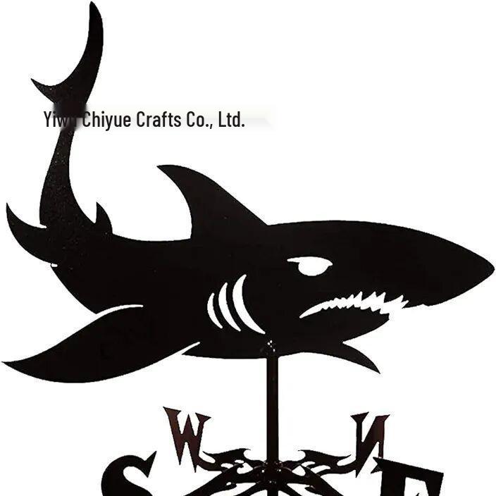 Weather Vane Ornament: Outdoor Wrought Iron Spray-Painted Roof Decoration Metal Craft