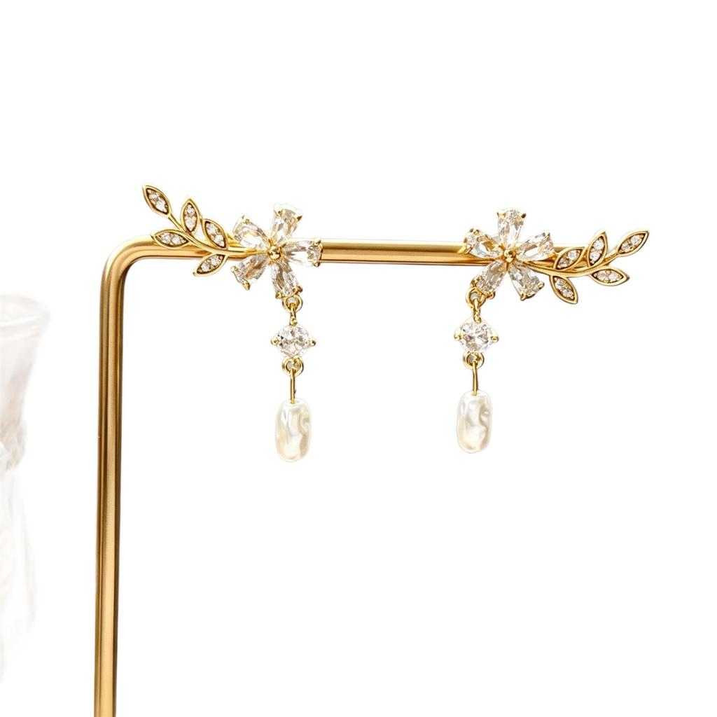 Sweet Floral Zirconia Pearl Dangle Earrings: Versatile Celebrity-Style Long Studs