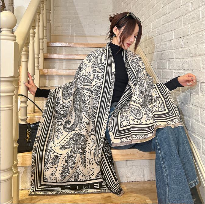 New Arrival Women'S Scarl Thickening Warm Pashmina Cashmere Scarf Female Autumn Winter Soft Scarf Shawl Multipurpose Blanket