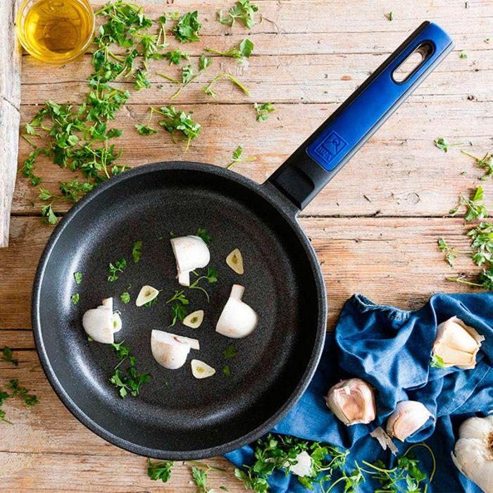 Poêle - bra - aluminium fondu - antiadhésif sans pfoa - rendement supérieur - compatible induction
