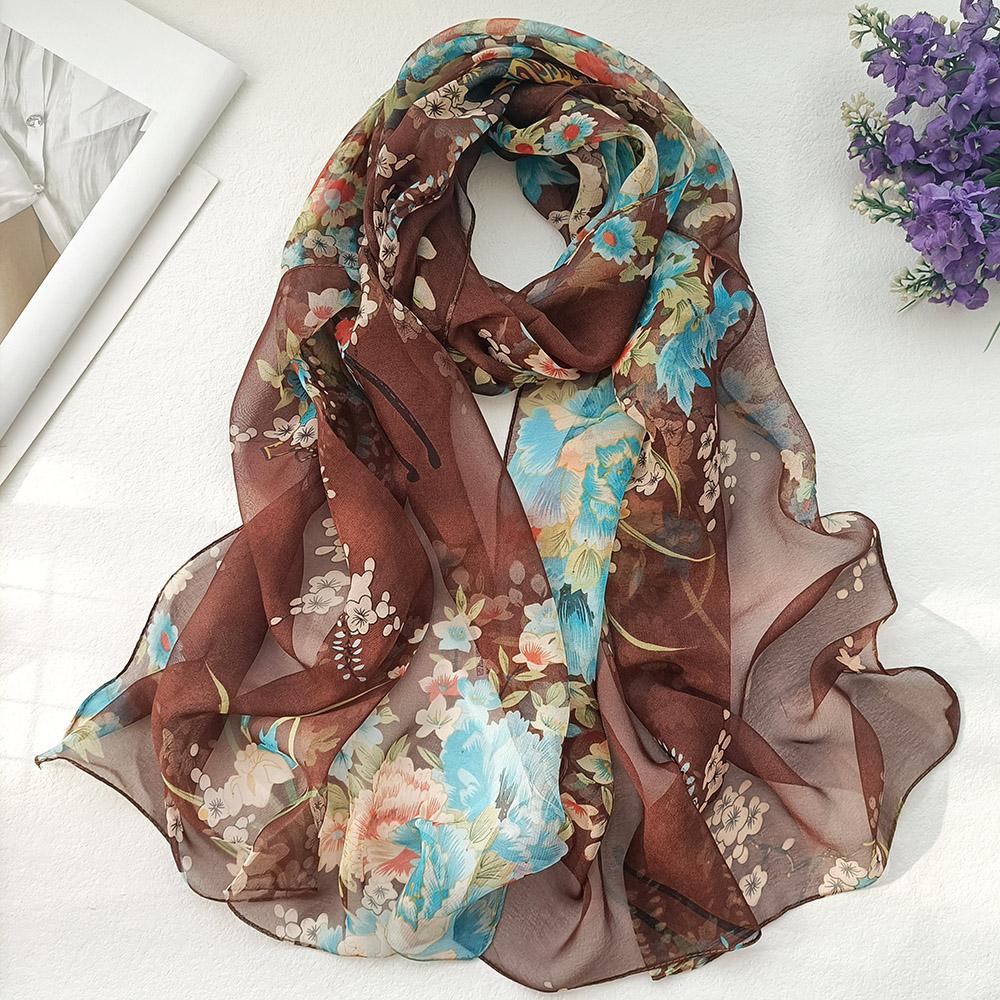 Foulard élégant en mousseline georgette pour femme, foulard prune, bandana d'été, protection solaire, fin et respirant, idéal pour les voyages.