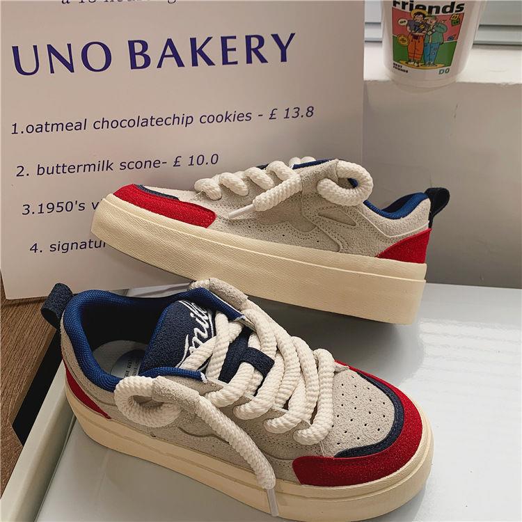 2024 New Design Comfortable White Shoes Women's Casual Skateboarding Shoes Thick Rope Lace Bread Shoes Women