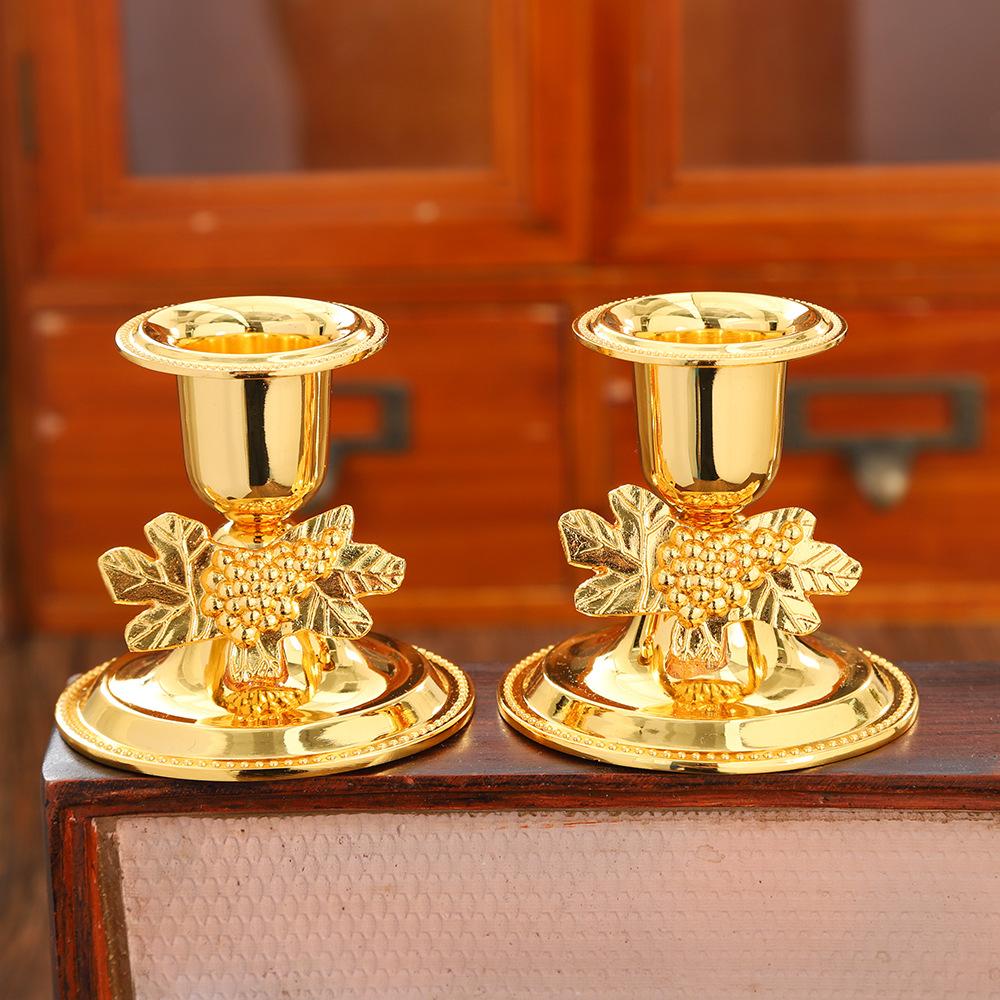 2pcs Vintage Zinc Alloy Candle Holders Elegant European Table Decor for Romantic Dinner Home Centerpiece