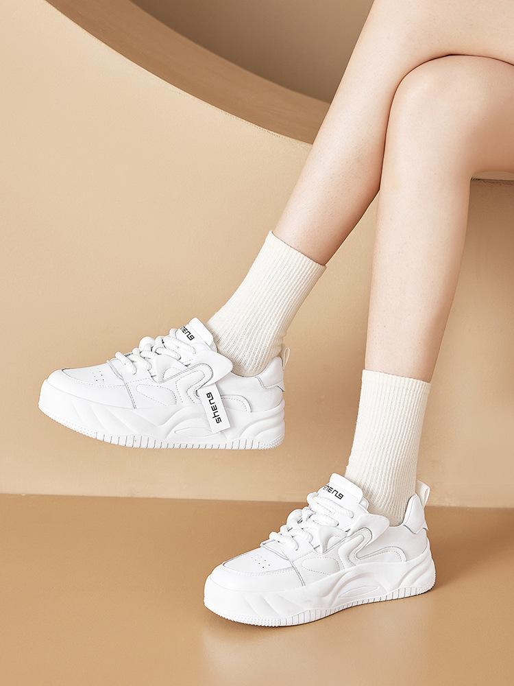 

2025 spring small size leather little white shoes women s thick-soled Korean version color matching lace-up dad shoes women s flat-soled student sh 34