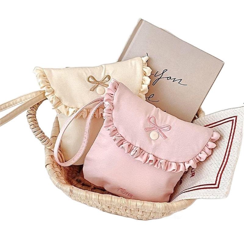 Sanitary Napkin Storage Pouch Stylish Milk Fleece Construction Spacious Interior Holder For Cosmetics Small Items