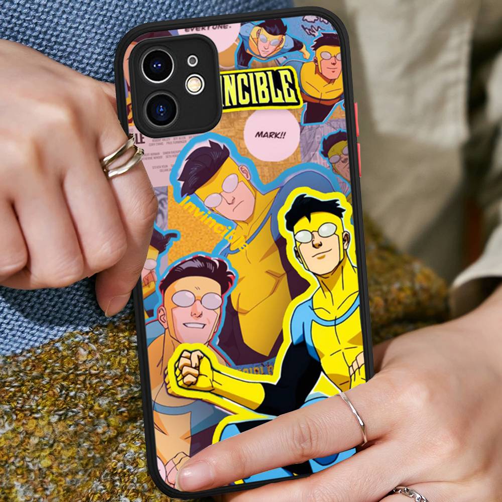 

Invincible Superhero Anime For IPhone 16 15 14 13 12 11 Pro Max X XS MAX Plus Translucent Black Phone Cover iphone 14 plus