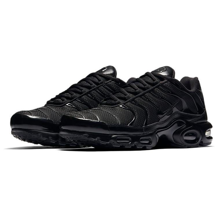 Novo Nike Air Max Plus Triple Black 604133-050