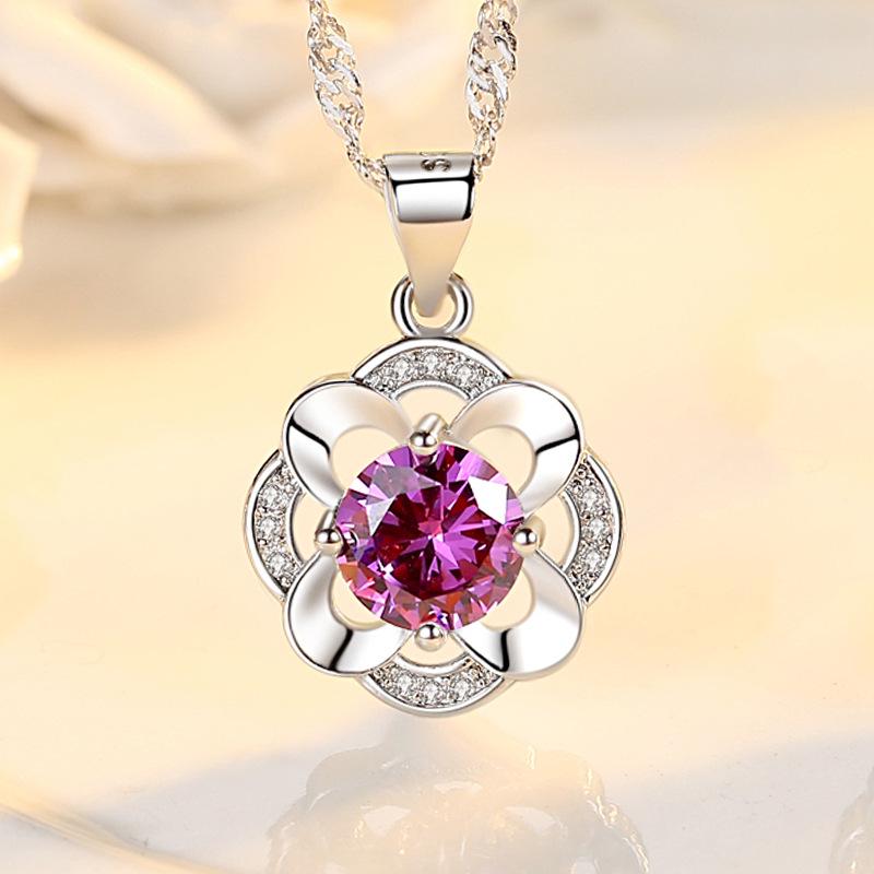 Blue Crystal Four-Leaf Clover Necklace - Four-Petal Flower Pendant
