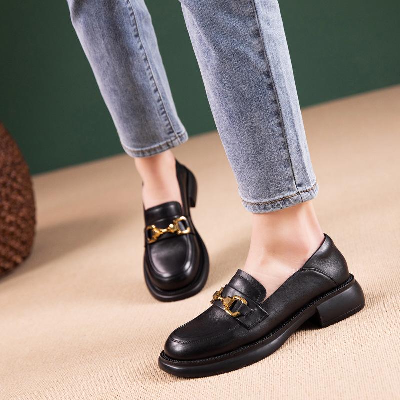 First layer cowhide loafers women's spring and autumn commuting new rubber sole British style work versatile small leather shoes women's shoes