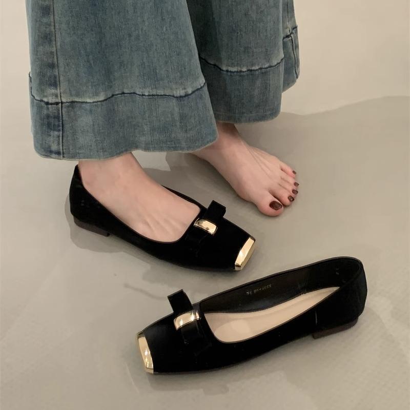 XINZHOU temperament gentle design sense commuting single shoes women's shoes 2025 Chinese New Year with skirt evening grandma shoes