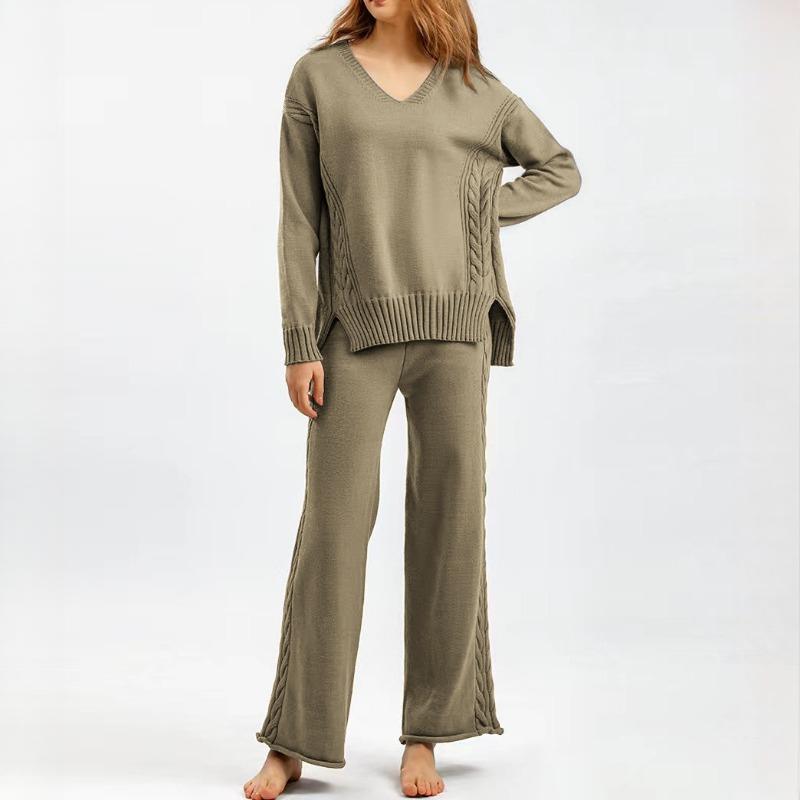 Laid-back Loose Pullover Sweater Set for Women's Autumn and Winter, Simple Wide-leg Pants, Stylish Knitted V-neck Two Sets
