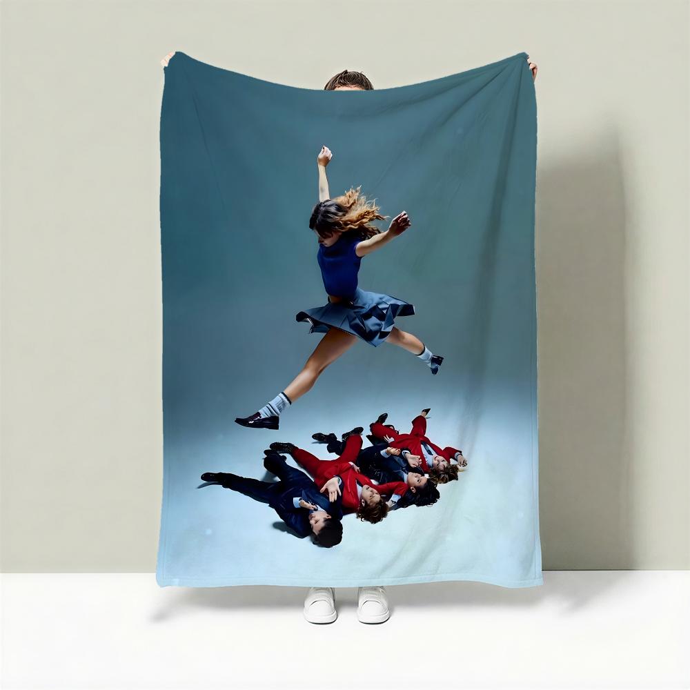 Band M-Maneskin Throw Lightweight 240g Flannel Blanket Soft Skin-friendly for Summer Cooling 75X95CM