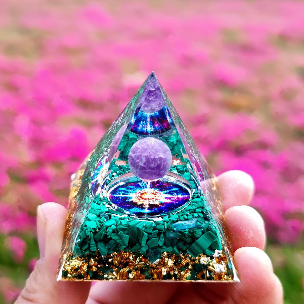 Křišťálová Orgonová Pyramida Generátor Energie 5 cm Přírodní Ametyst Peridot Reiki Čakra Meditační Nástroj Vánoční Dárek Pro Rodinu