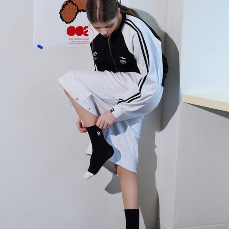 STUDIO SOCKSTOP OOSS Dragon Palace Rabbit Face Embroidered Socks Black