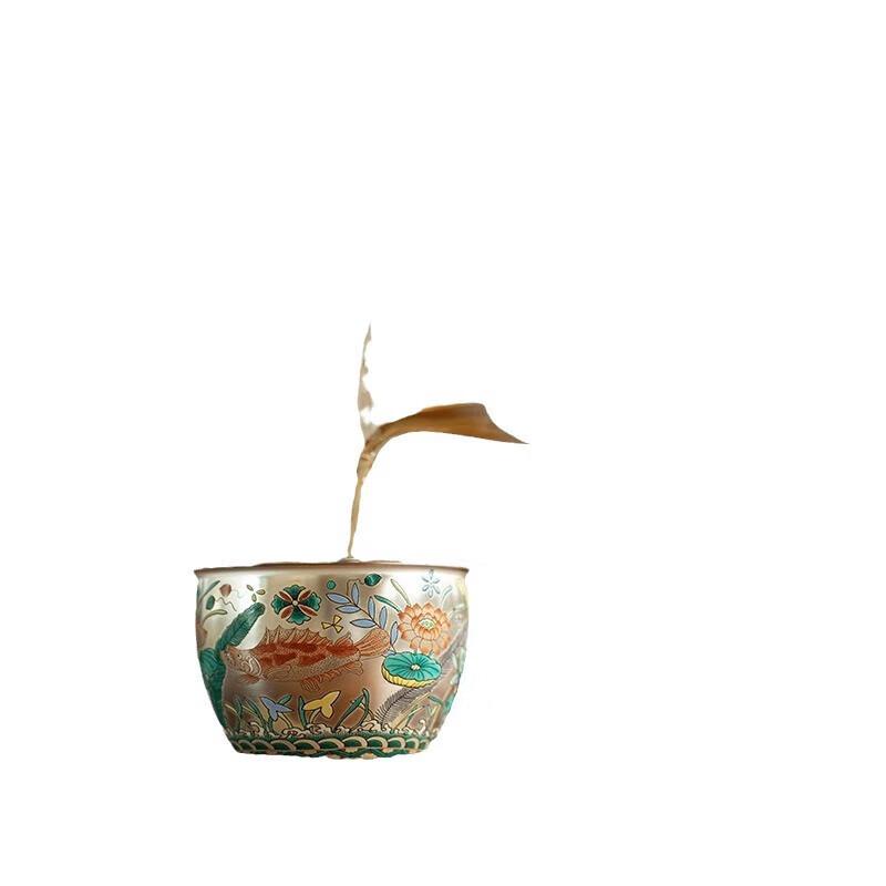 Cha Xun Ceramic Gilded Silver Fish Tea Master Cup