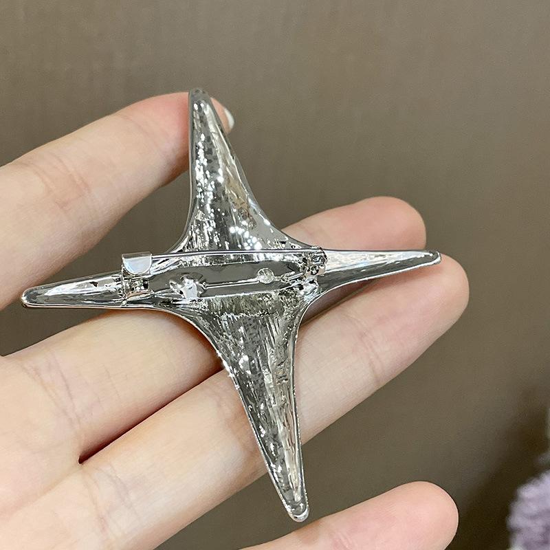 Punk Cool Stars Geometric Metal Brooch Fashion Design Tassel Pin Personality Trend Suit Accessories Jewelry Gift for Women New