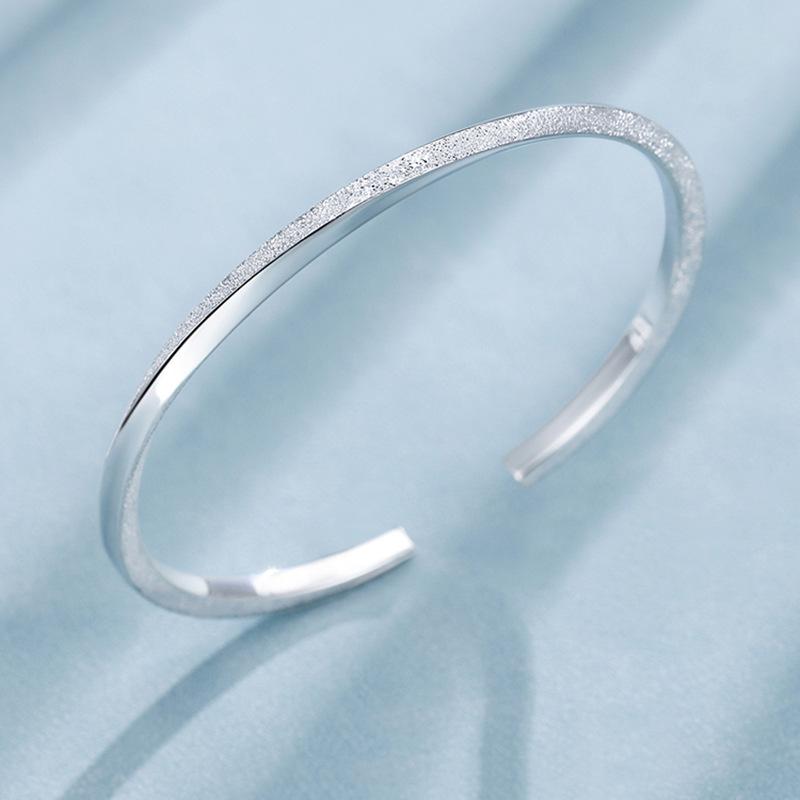 

Нежный браслет с кольцом Мёбиуса Ins Niche Design Sense Simple Matte Bracelet