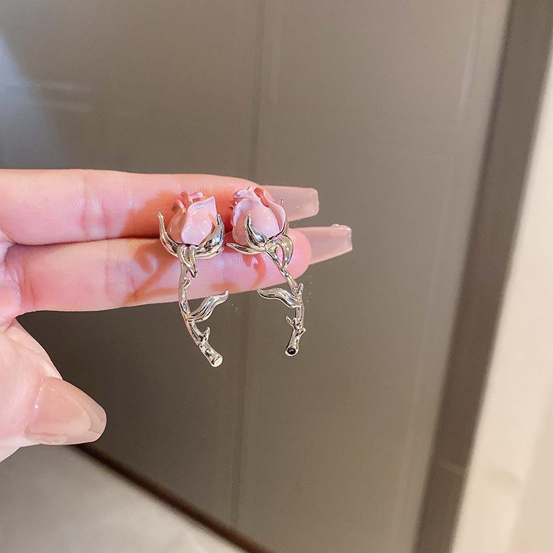 Inlaid Rhinestone Acrylic Rose Flower Earrings for Women 2024 New in Style Red Rose Stud Earring Gorgeous Luxury Zircon Gifts