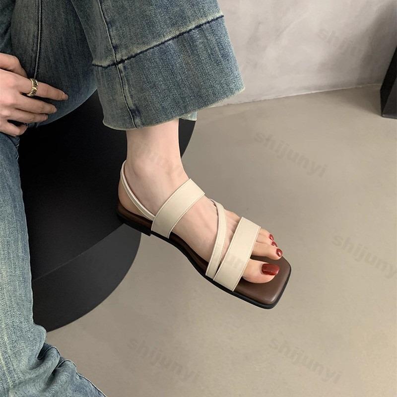 Fashion Roman Style Retro Open Toes Casual Flat Sandals for Women Summer 2025 Comfortable Versatile Back Strap Fashion Beach Cool Shoes