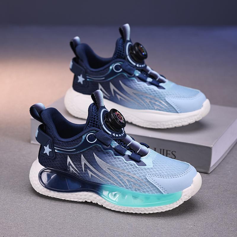 Hot Selling Lightweight Childrens Sports Shoes Summer Breathable Fashionable Casual Shoes Soft and Stable Elastic Running Shoes