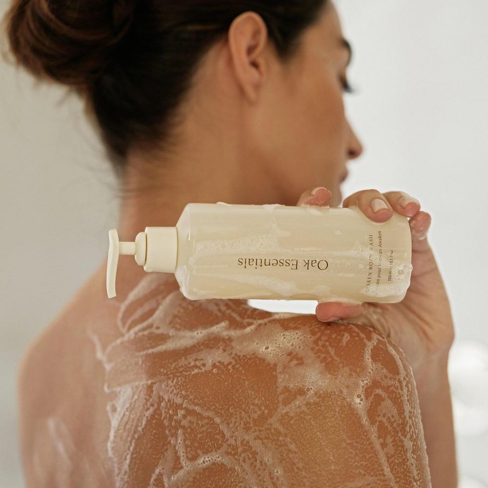 Oak Essentials Awaken Body Wash 10.1 Oz