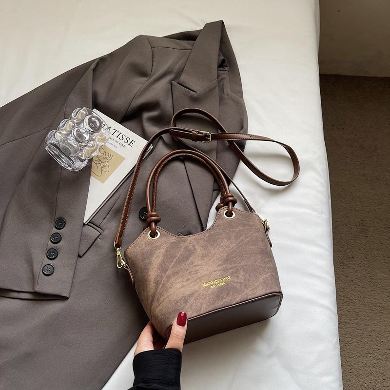 Handbag Women's Korean Version Ins Fashion Messenger Bucket Bag 2025 Autumn New Simple High-value Shoulder Women's Bag