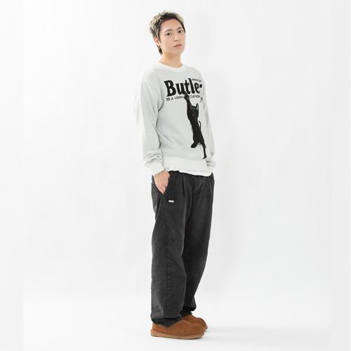 Keuluchi Cat Butler Knit Sweater (White)