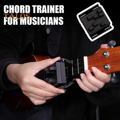 Trenažér akordů na ukulele Nástavec na ukulele Nástroj na procvičování akordů s asistovaným učením odstraňuje bolest prstů Stlačovač akordů na ukulele