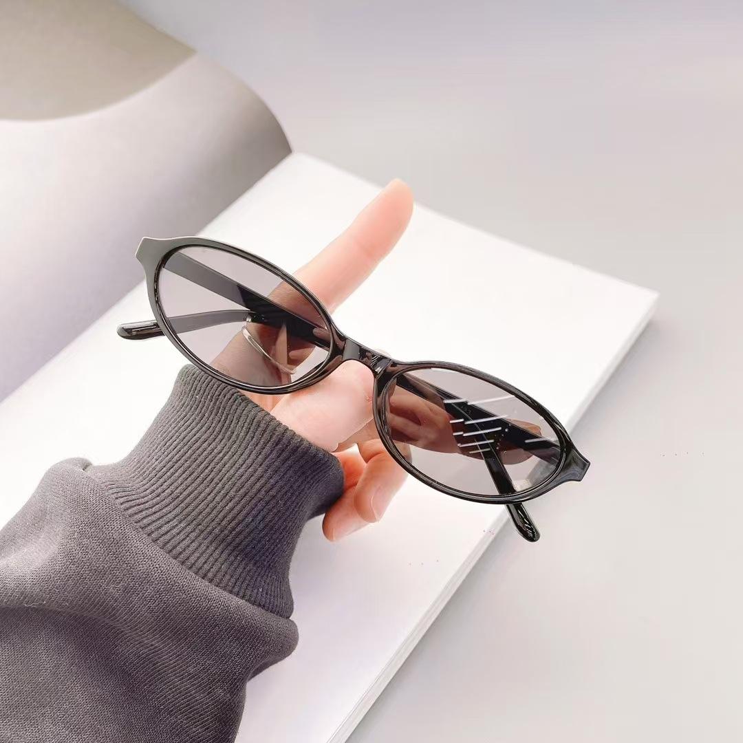

Oval Shape Sun Glasses Women High Quality UV400 Protection Men s Sunglasses European American Style Female Sunglass