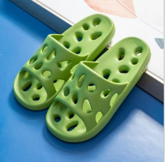 

Мужские и женские нескользящие дренажные EVA тапочки для ванной 37-38