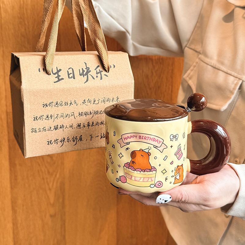 

Cute cartoon ceramic mug with lid for girls, girlfriends, birthday gifts, children s gifts, practical cups, gift box. 401-500ml