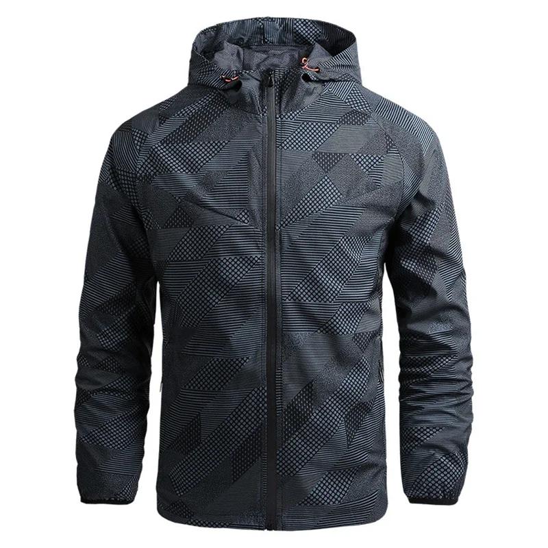 Men Jacket High Quality Fashion Camouflage Stripe Autumn Running SportWear Jackets Thin Hooded Windbreaker Outdoor Jackets Coats