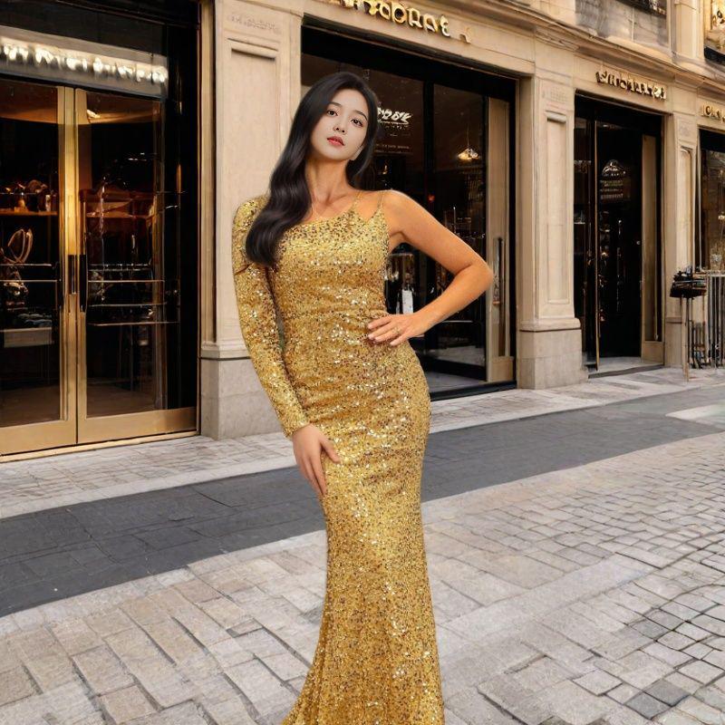 2025 V-neck Off-shoulder Sequin Bodycon Gown with Train