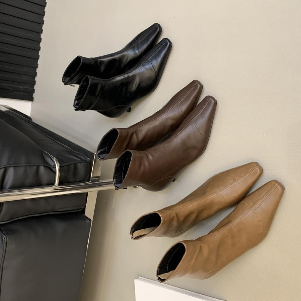 2025 Autumn New Round Head Stiletto Rear Zipper Soft Leather Chelsea Martin Women's Short Boots