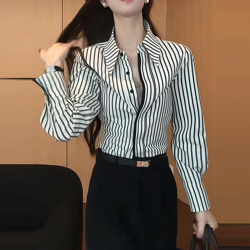 2026 Early Spring Women s Long Sleeve Vertical Stripe Retro Hong Kong Style Layering Shirt XXL