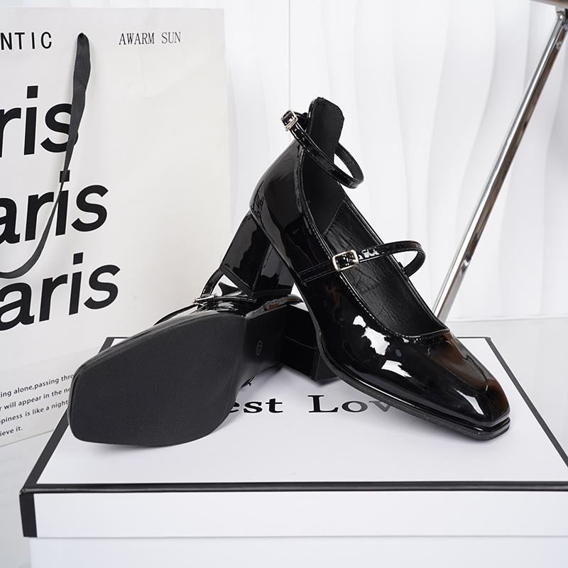 

Мода 2025 Новые женские туфли Мэри Джейн Высококачественные кожаные туфли для женщин Квадратный носок Неглубокий ремешок с пряжкой Женские туфли Сандалии 40 чёрный