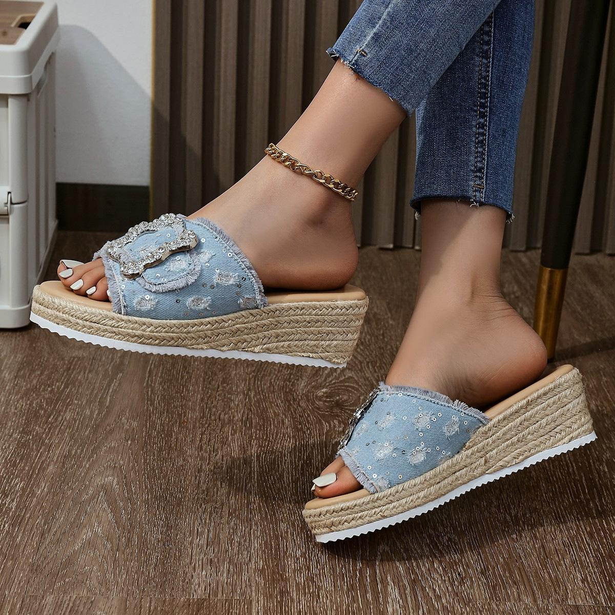 

Thick bottom round head one-word fashion 2024 summer foreign trade rhinestone square buckle European and American style women s slope heel slippers 36 синій