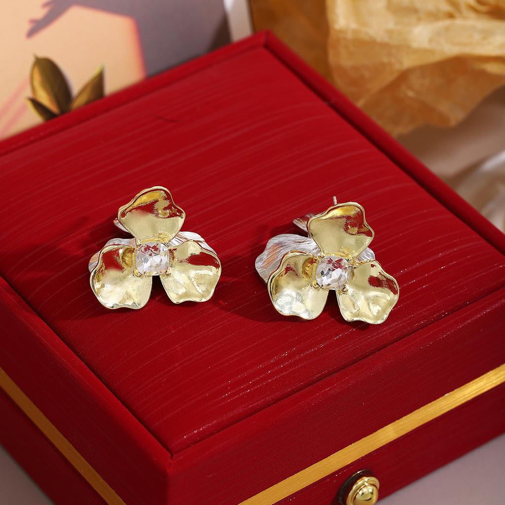 Retro Simple Color Matching Zircon Diamond Flower Earrings, Light Luxury High-End Metal Style Fashion Temperament Stud Earrings Women