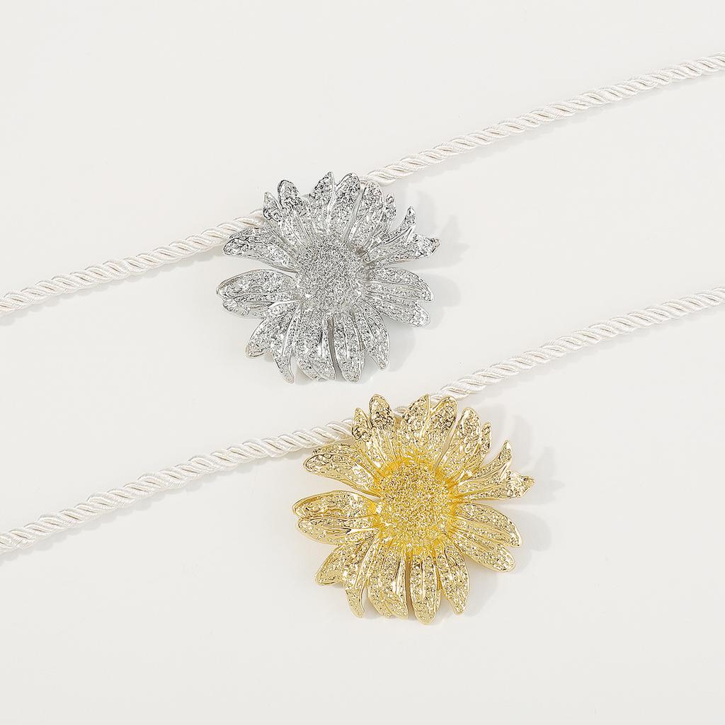 New European American Style Exaggerated Sunflower Necklace Earrings Flower Pendant Clavicle Chain For Women Trendy Jewelry