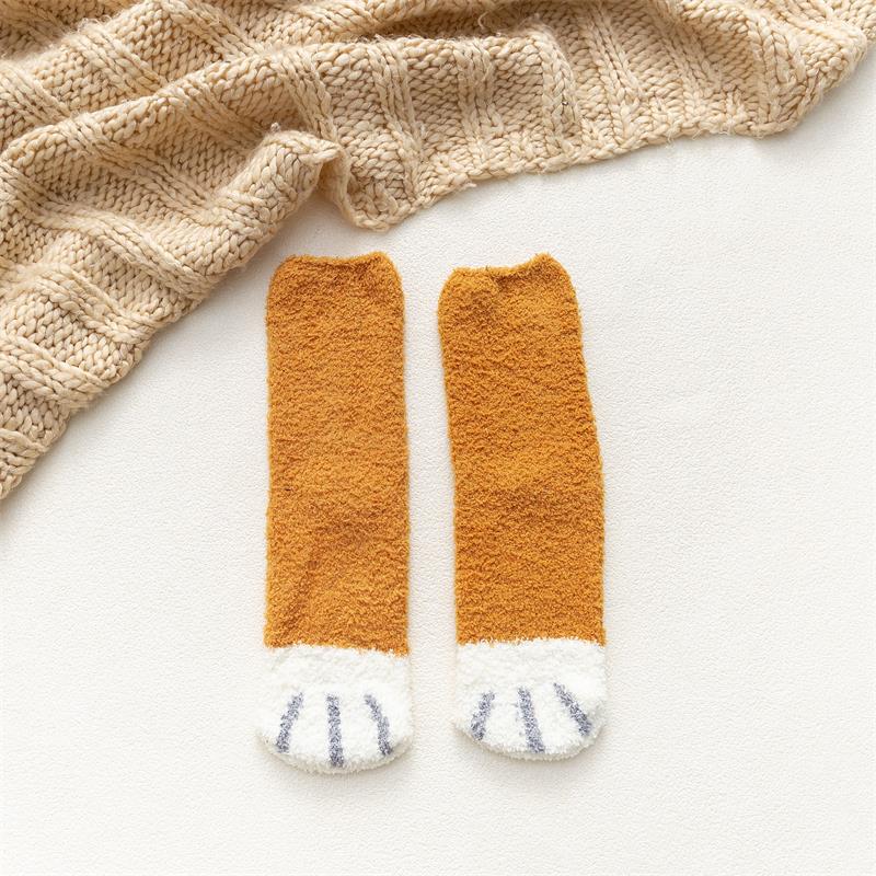 Women’s Furry Cat Paw Socks – Warm, Non-Slip Velvet and Coral Fleece for Autumn & Winter