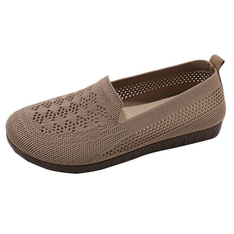 Fashion Mesh breathable soft sole old Beijing cloth shoes with hollow flat bottom for middle-aged and elderly mothers perforated shoes
