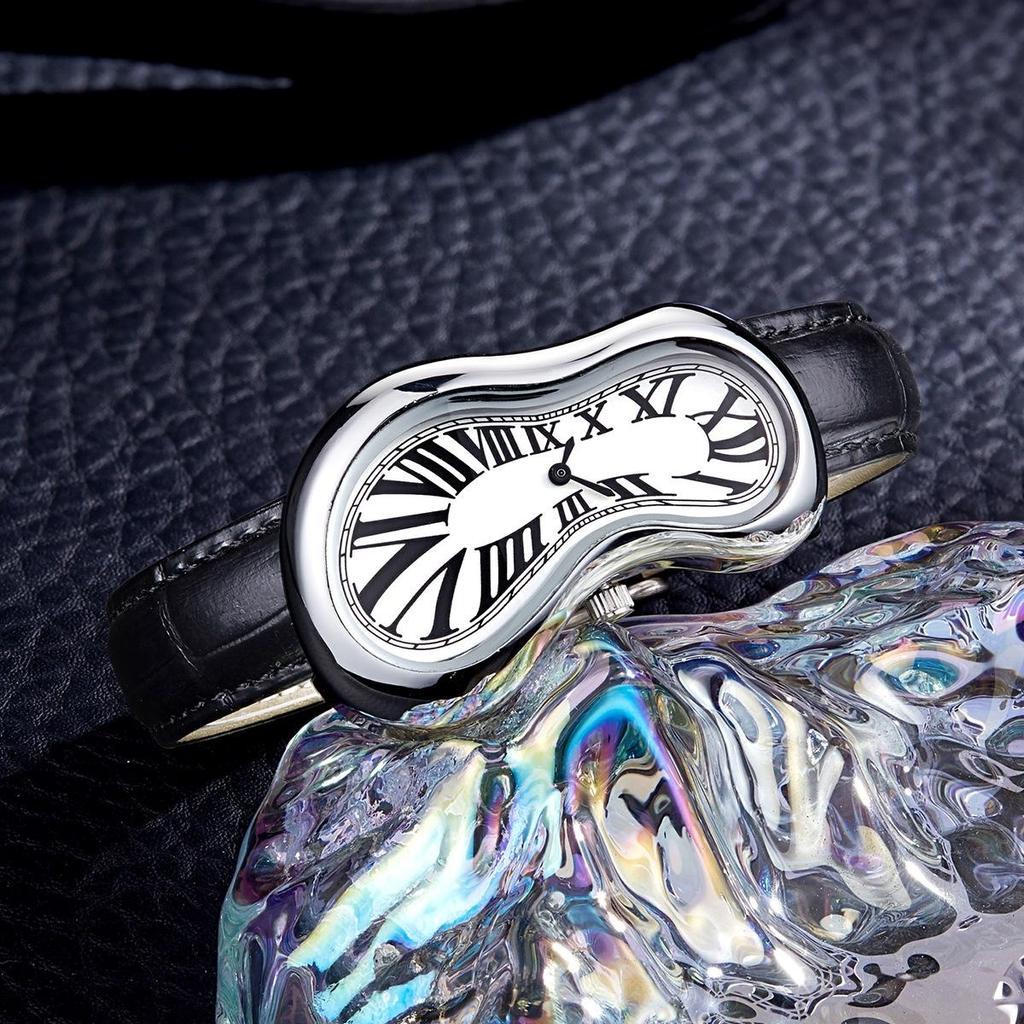 New Y2k Fashion Creative Men Women Melted Twisted Watches Luxury Streetstyle Irregular Shape Dial Unique Design Quartz Watch