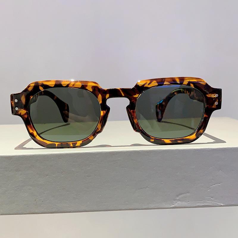 New Vintage Rectangle Sunglasses Men Women Retro UV400 Luxury Brand Design Fashion Shades Eyewear Goggles